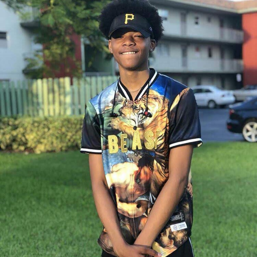 Meet your Posher, Christopher